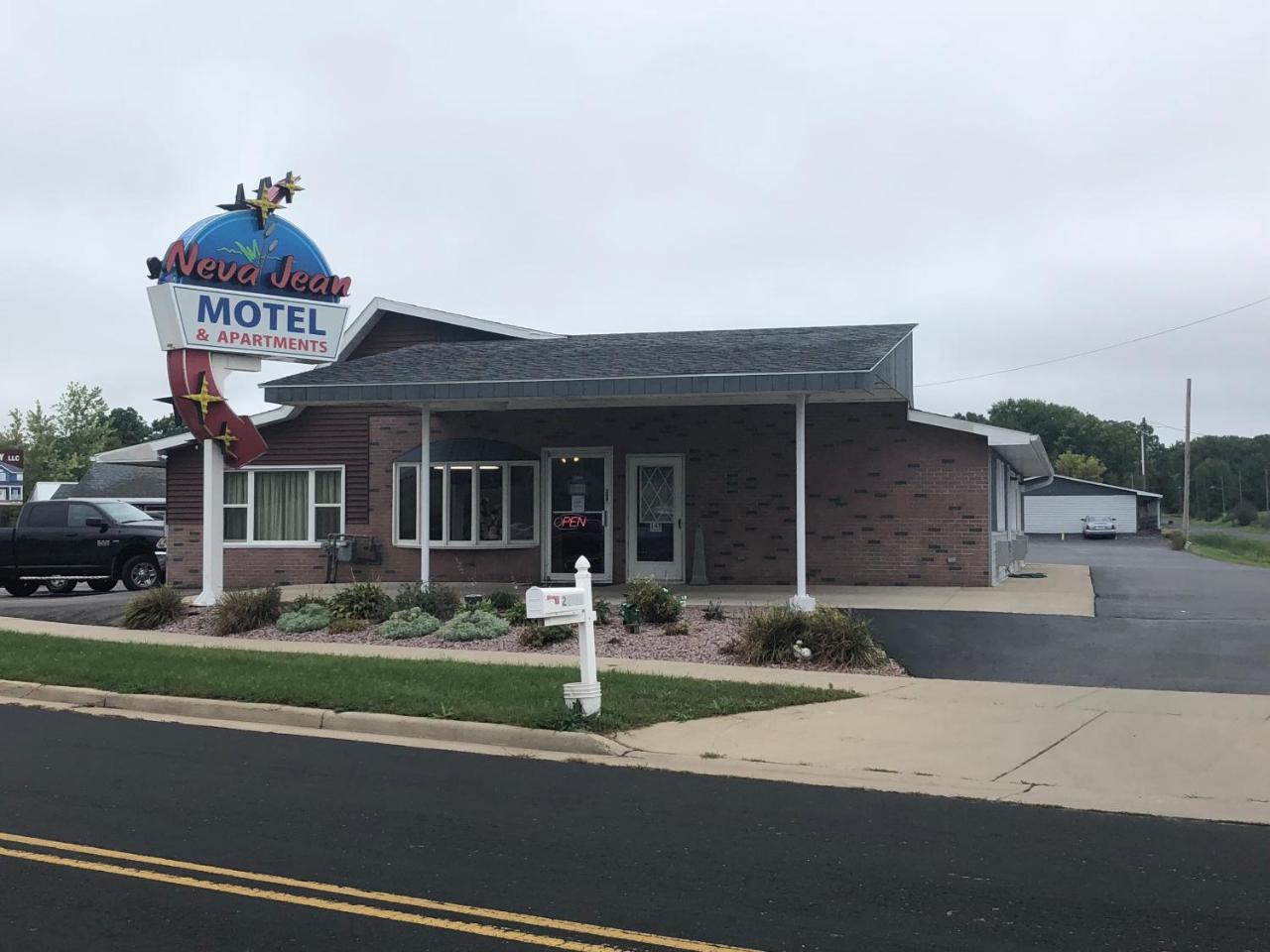 Neva Jean Motel Marshfield Exterior photo